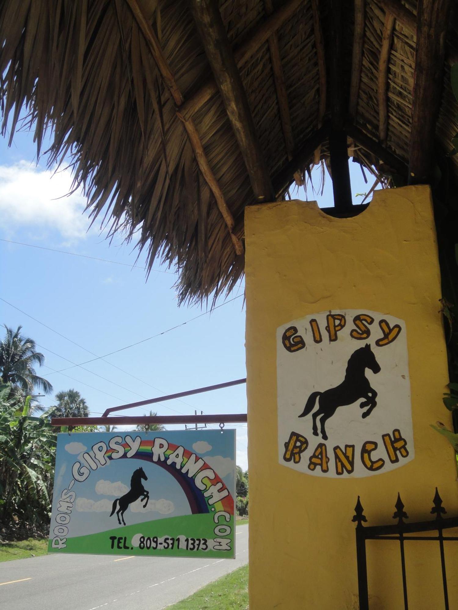 Gipsy Ranch Rooms Cabarete Esterno foto